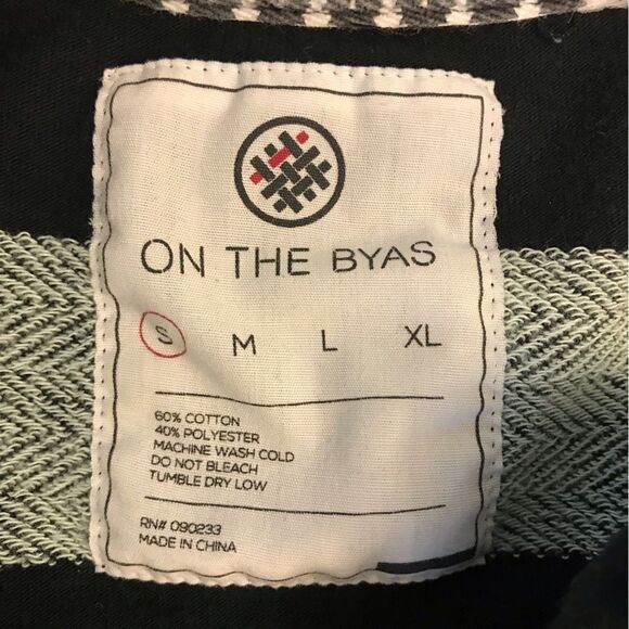 On The Byas Pacsun Mens Size S Henley Long Sleeve striped Shirt Gray - Picture 4 of 4